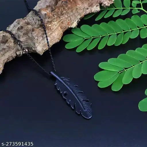 The Black Leaf Pendant